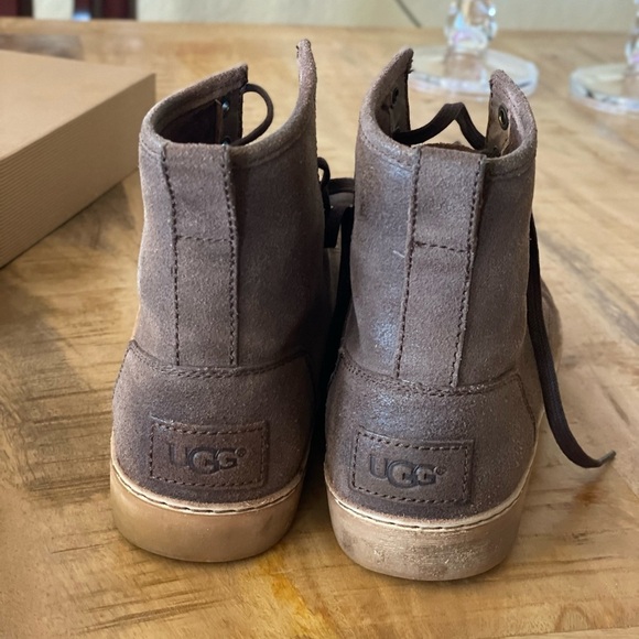 UGG Australia Men Braun suede lace-up shoes/ boots size 9 brown/tan color UGG Australia Men Braun suede lace-up shoes/ boots size 9  main image 3